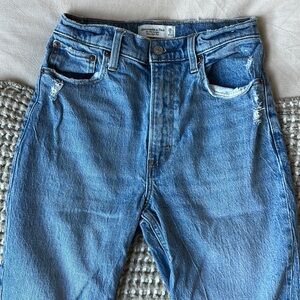 Abercrombie & Fitch 90’s Straight Jeans
